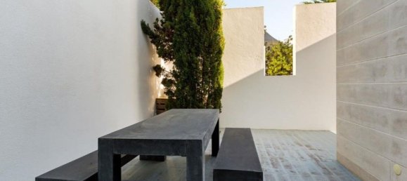 3 bedrooms House in Sesimbra, Portugal No. 145208 27