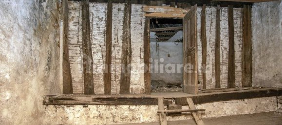 4 Schlafzimmer Haus in Badia Calavena, Italy, Nr. 272894 24