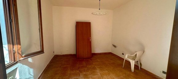 3 bedrooms Villa in Ferrara, Italy No. 282703 8