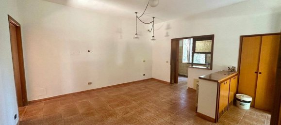 3 bedrooms Villa in Ferrara, Italy No. 282703 2