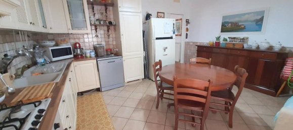 Apartamento de 4 habitaciónes en Taranto, Italy No. 37007 28