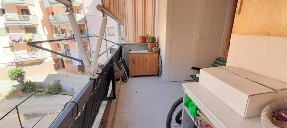 Apartamento de 4 habitaciónes en Taranto, Italy No. 37007 36