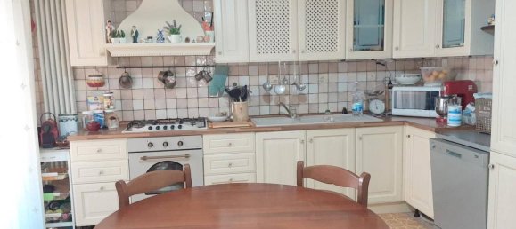 Apartamento de 4 habitaciónes en Taranto, Italy No. 37007 32