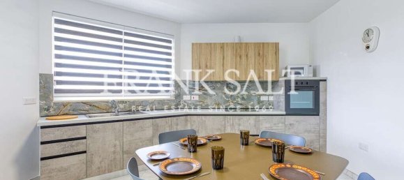 2 غرف نوم طابقين في Zabbar, Malta رقم 11404 4