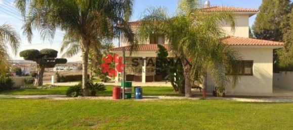 Imóvel comercial T4 em Aradippou, Cyprus N.º 67402 4