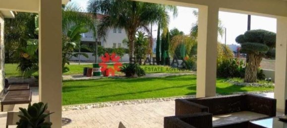 Imóvel comercial T4 em Aradippou, Cyprus N.º 67402 5