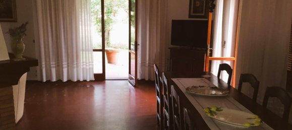 5 bedrooms Villa in Massa, Italy No. 128294 11