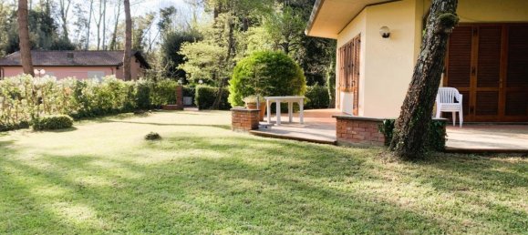 5 bedrooms Villa in Massa, Italy No. 128294 8