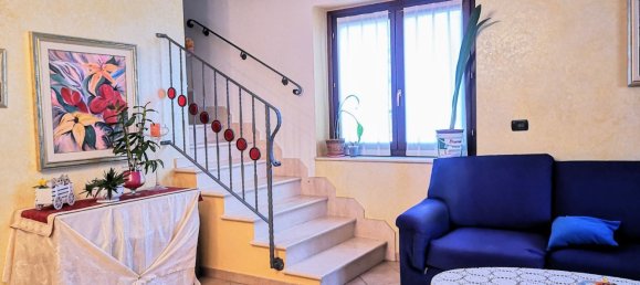 5 rooms Villa in Magliano de' Marsi, Italy No. 39744 39