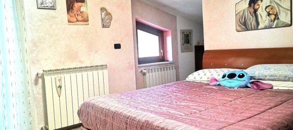 5 rooms Villa in Magliano de' Marsi, Italy No. 39744 2