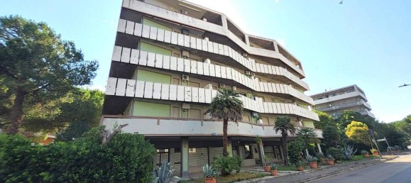 2 rooms Apartment in Silvi, Italy No. 24529 12