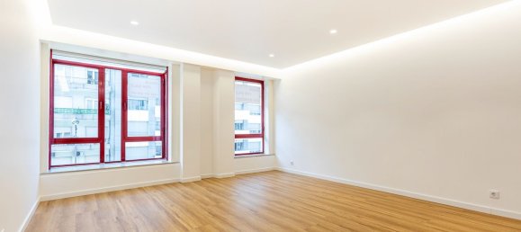 3 bedrooms Apartment in Lisbon, Portugal No. 123351 3