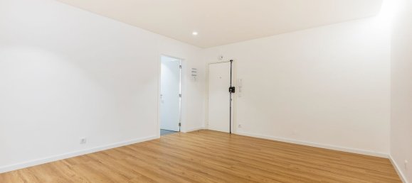 3 bedrooms Apartment in Lisbon, Portugal No. 123351 7