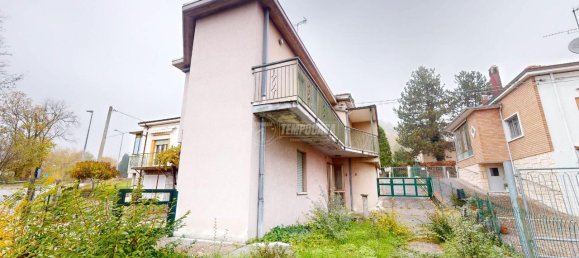 5 rooms Apartment in Marano sul Panaro, Italy No. 81740 6