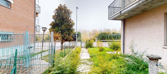 5 rooms Apartment in Marano sul Panaro, Italy No. 81740 7