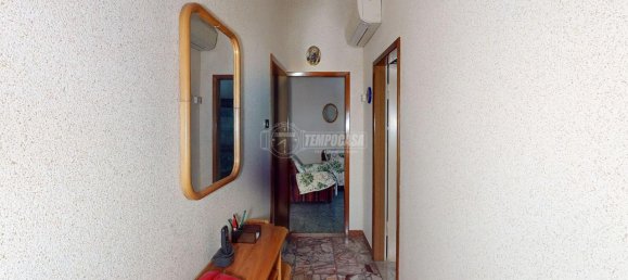 5 rooms Apartment in Marano sul Panaro, Italy No. 81740 9