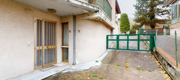 5 rooms Apartment in Marano sul Panaro, Italy No. 81740 8