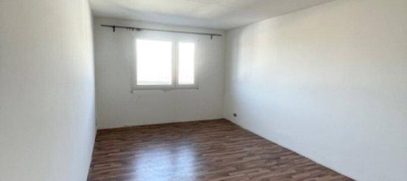 4 rooms Apartment in Maria-Lanzendorf, Austria No. 33263 9