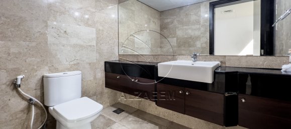 Apartamento de 3 dormitorios en Abu Dhabi, UAE No. 109057 12