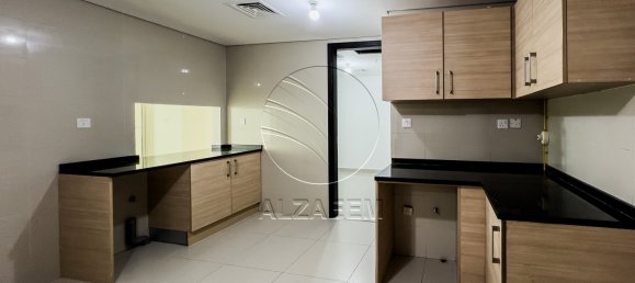 Apartamento de 3 dormitorios en Abu Dhabi, UAE No. 109057 8