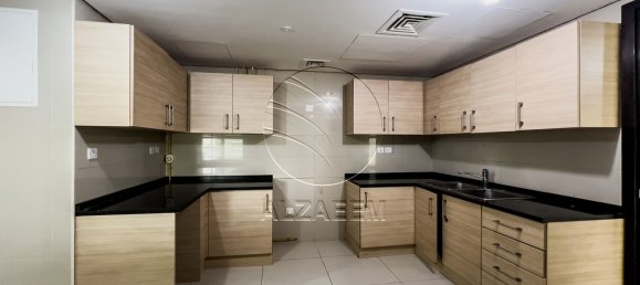 Apartamento de 3 dormitorios en Abu Dhabi, UAE No. 109057 7