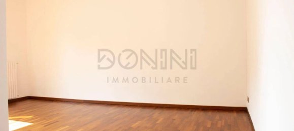 2 غرف نوم شقة في Tradate, Italy رقم 15753 11