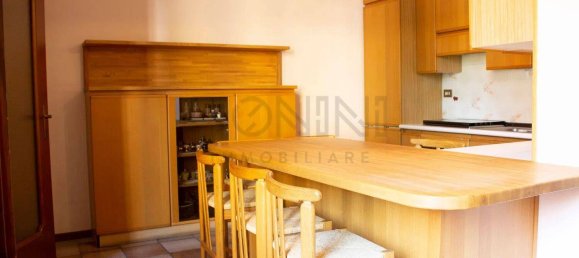 2 غرف نوم شقة في Tradate, Italy رقم 15753 7