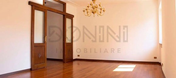 2 غرف نوم شقة في Tradate, Italy رقم 15753 2