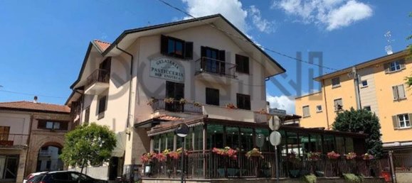 2 غرف نوم شقة في Tradate, Italy رقم 15753 21