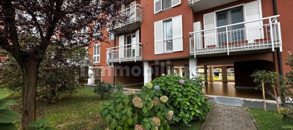 2 bedrooms Apartment in Settimo Torinese, Italy No. 337416 4