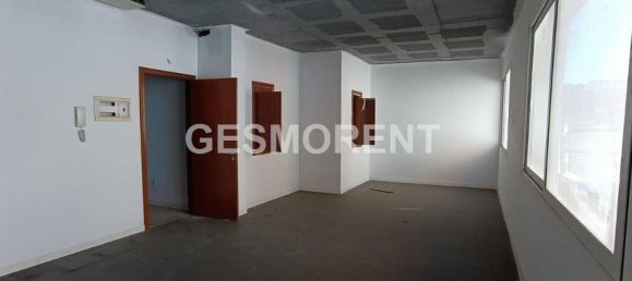 2733m² Building in Barcelona, Spain No. 159183 6