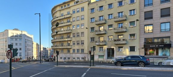 3 bedrooms Apartment in Lisbon, Portugal No. 110336 24