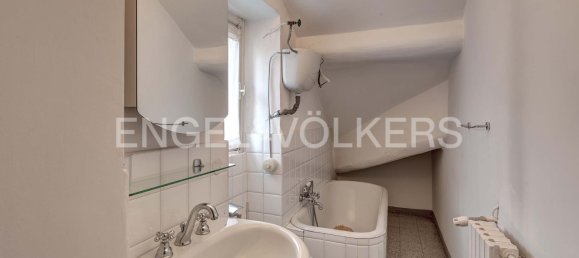 7 غرف نوم فيلا في Brunate, Italy رقم 129751 48