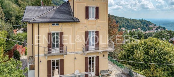 7 غرف نوم فيلا في Brunate, Italy رقم 129751 21