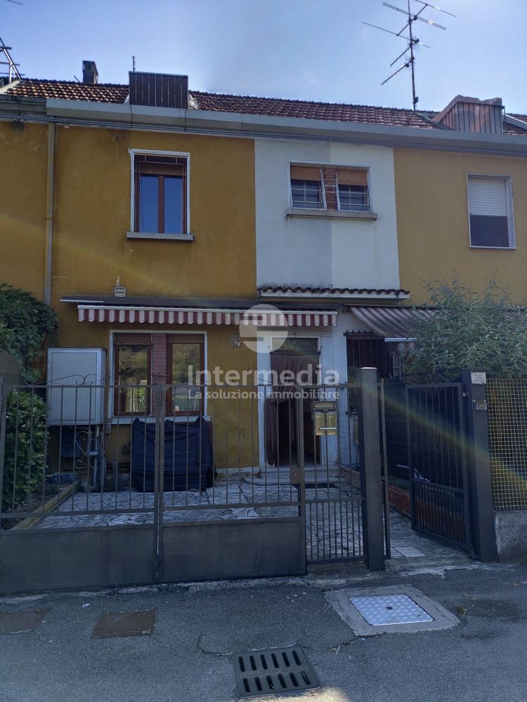 5 غرف نوم منزل في Brescia, Italy رقم 363405