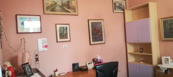 5 غرف نوم شقة في Montevarchi, Italy رقم 108932 8