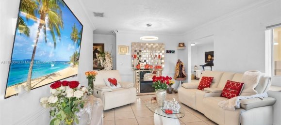 4 bedrooms Villa for sale in Miami, Miami-Dade, Florida, USA № 614630 16