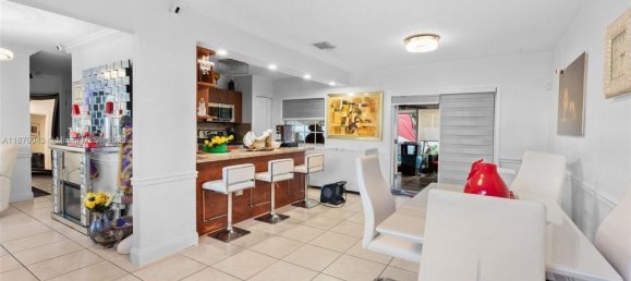 4 bedrooms Villa for sale in Miami, Miami-Dade, Florida, USA № 614630 13