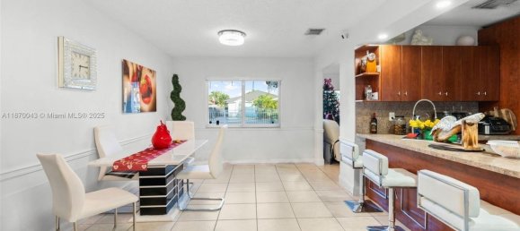 4 bedrooms Villa for sale in Miami, Miami-Dade, Florida, USA № 614630 15