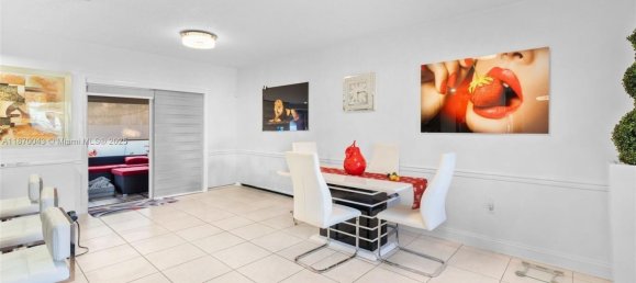 4 bedrooms Villa for sale in Miami, Miami-Dade, Florida, USA № 614630 14