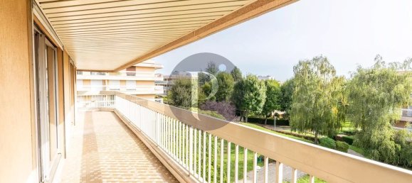 3 bedrooms Apartment in Verrieres-le-Buisson, France No. 177881 4