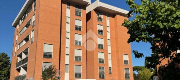 2 Schlafzimmer Wohnung in Rome, Italy, Nr. 381010 8