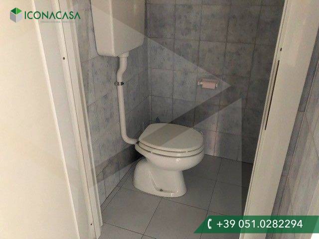 1-Zimmer Gewerbliche Immobilie in Bologna, Italy, Nr. 27540