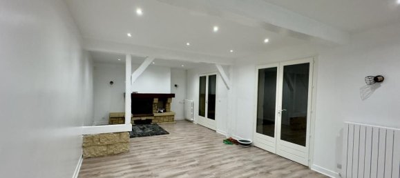 4 bedrooms House in Dreux, France No. 221441 3