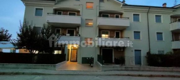 Apartamento de 3 dormitorios en Colonnella, Italy No. 95363 42