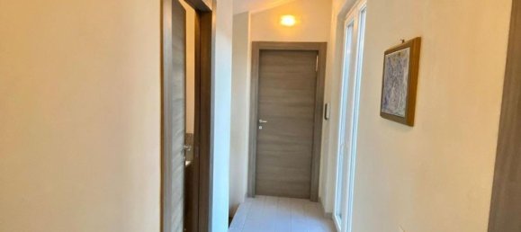 Dúplex de 4 dormitorios en Cava de' Tirreni, Italy No. 328898 4