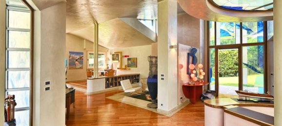 7 rooms Villa in Gardone Riviera, Italy No. 70121 17