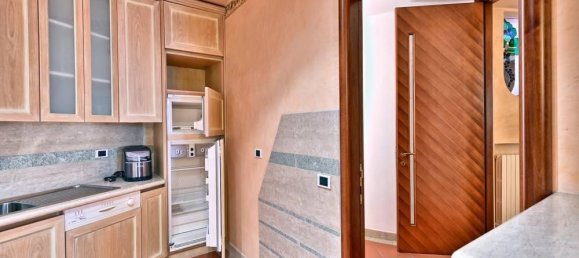 7 rooms Villa in Gardone Riviera, Italy No. 70121 36