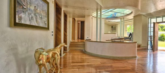 7 rooms Villa in Gardone Riviera, Italy No. 70121 10