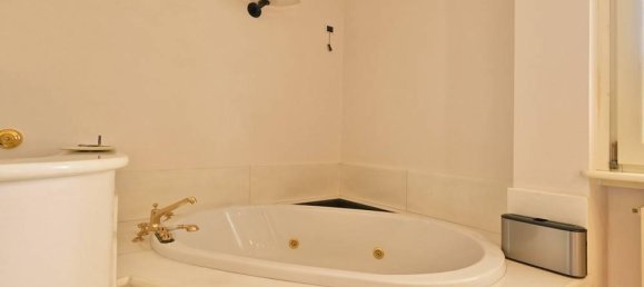 7 rooms Villa in Gardone Riviera, Italy No. 70121 29